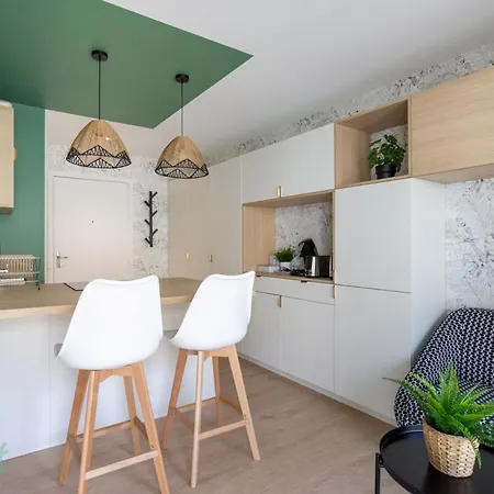 Wehost - Rosiere - Very With Balcony And Parking * Lyon